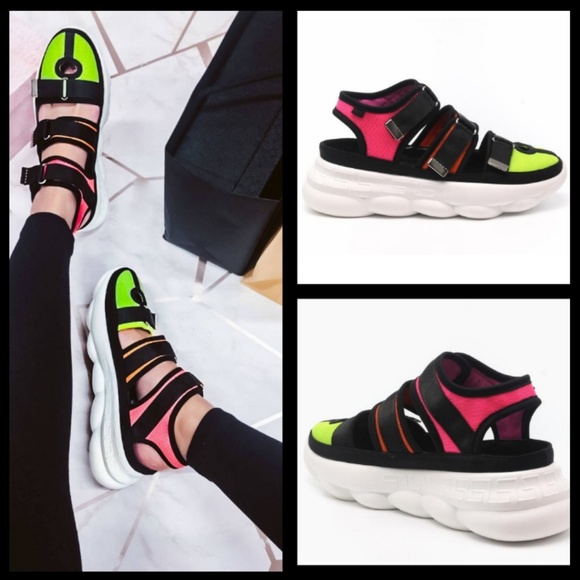 Last Size 7🖤Multi Triple Closure Platform Sneaker - Picture 2 of 6